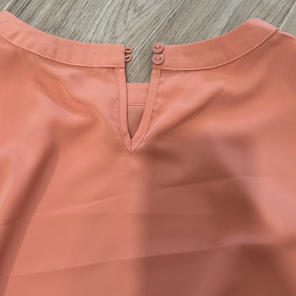 Cheetah Sleeve Blouse - Picture 4 of 4